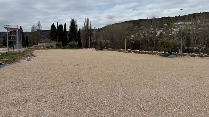 Un nuevo aparcamiento disuasorio en Ambite para recorrer Las Vegas y Alcarria madrileña