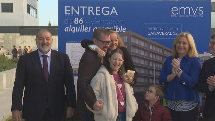 Entrega de viviendas de alquiler asequible en El Cañaveral