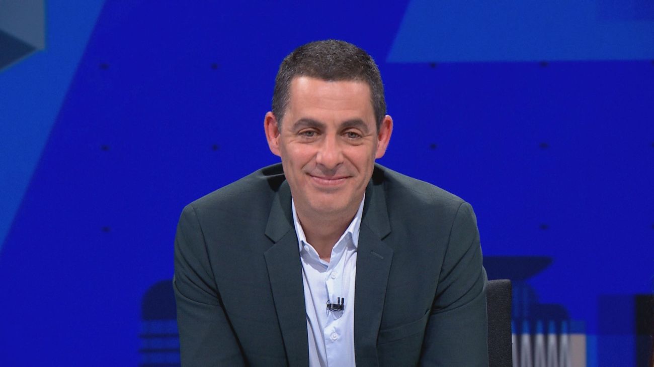 El análisis de Antonio Naranjo: "El relato de Sánchez es, en fin, como las encuestas del CIS: una obra de ciencia ficción"