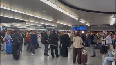 Un corte en los cables de fibra óptica realizado por un operario, origen de los retrasos en la Alta Velocidad