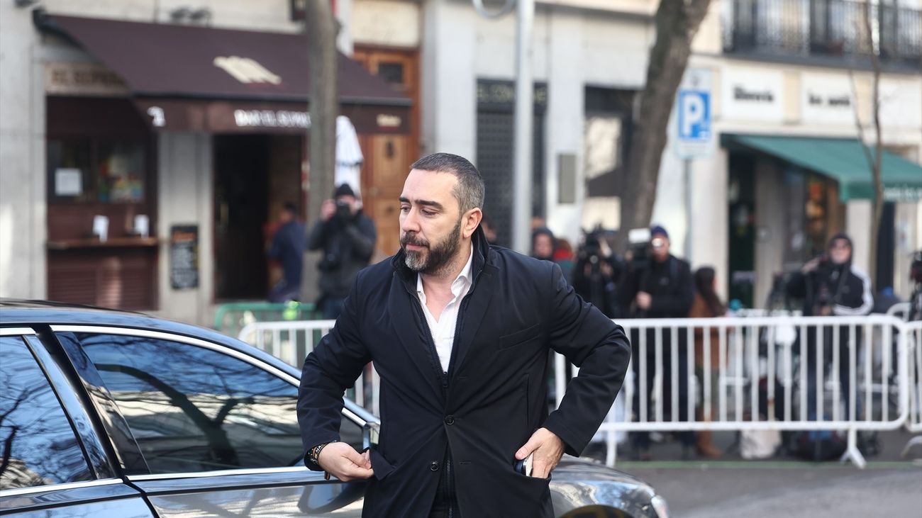 Víctor de Aldama entrega al juez  el sobre que demuestra la presunta financiación irregular del PSOE