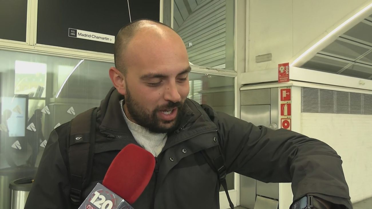 Enfado entre los viajeros de Alta Velocidad al llegar a Madrid con hasta dos horas de retraso