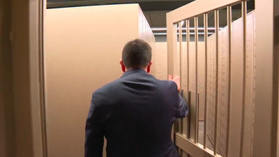 La mayor cámara acorazada de España está en Tetuán: 10.000 cajas fuertes con tecnología extrema y seguridad total