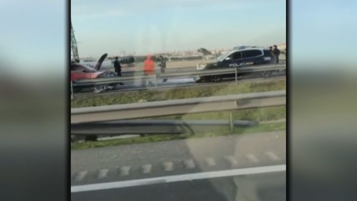 Trepidante persecución en el sur de Madrid: cinco detenidos, ocho policías heridos y tres coches patrulla destrozados