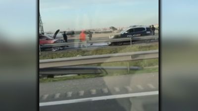 Trepidante persecución en el sur de Madrid: cinco detenidos, ocho policías heridos y tres coches patrulla destrozados