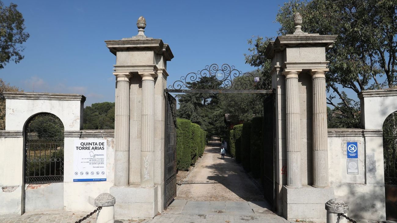 Entrada a la Quinta de Torre Arias, en San Blas-Canillejas