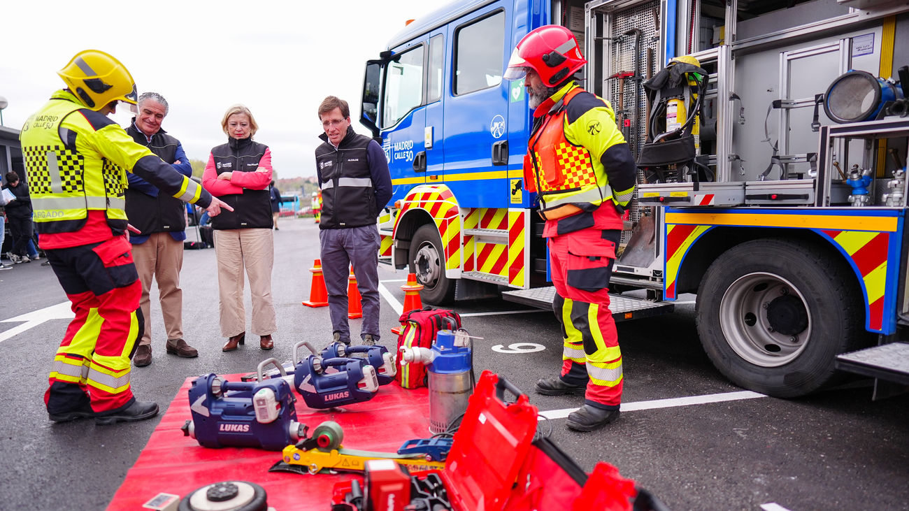 Madrid Calle 30 estrena su nueva flota para asumir el mantenimiento de la M-30 y 63 km de carreteras