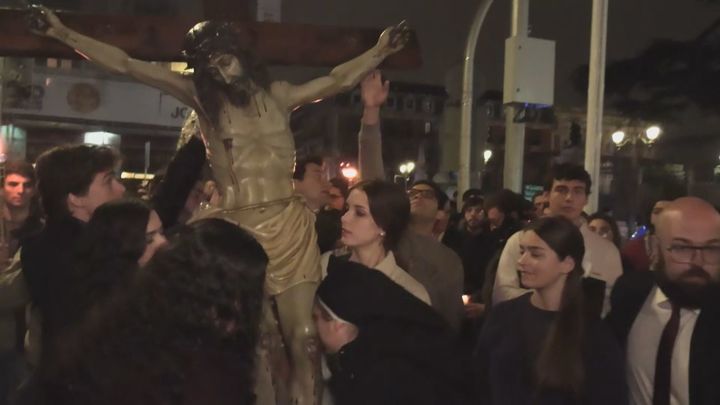 El Vía Crucis de la Juventud de la diócesis de Madrid recorre las calles esta noche