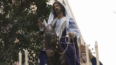 Traslado de 'La Borriquita' hacia la Catedral de la Almudena