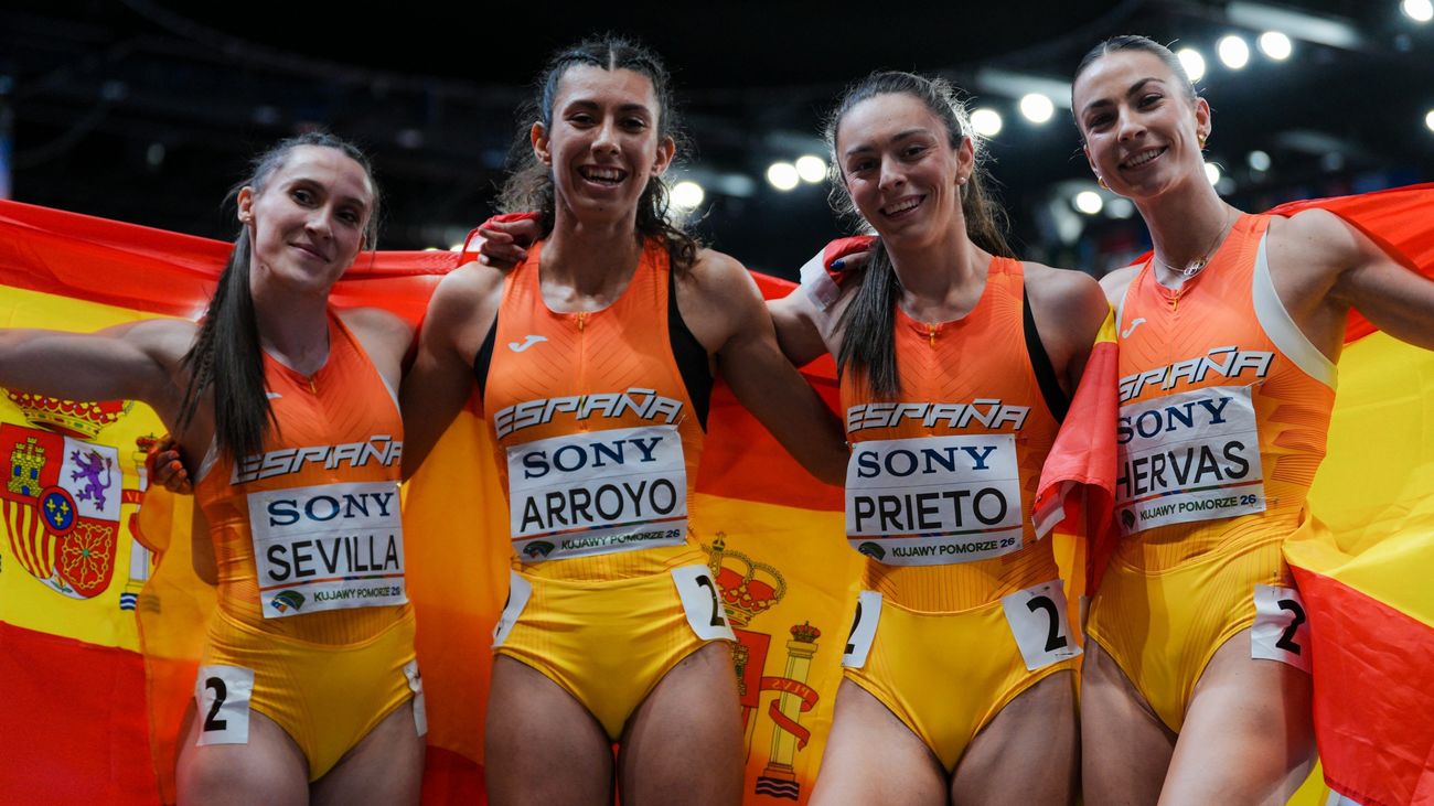 Relevo femenino de 4x400