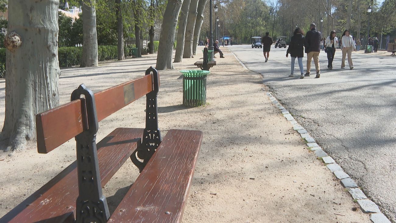 Madrid homenajea a diez referentes de la cultura en El Retiro