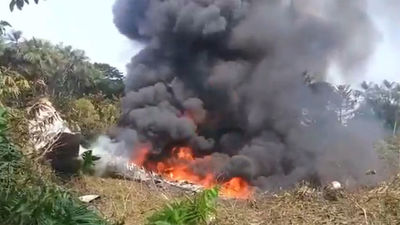 Un avión Hércules C-130 de la Fuerza Aérea Colombiana se estrella al despegar en Puerto Leguízamo