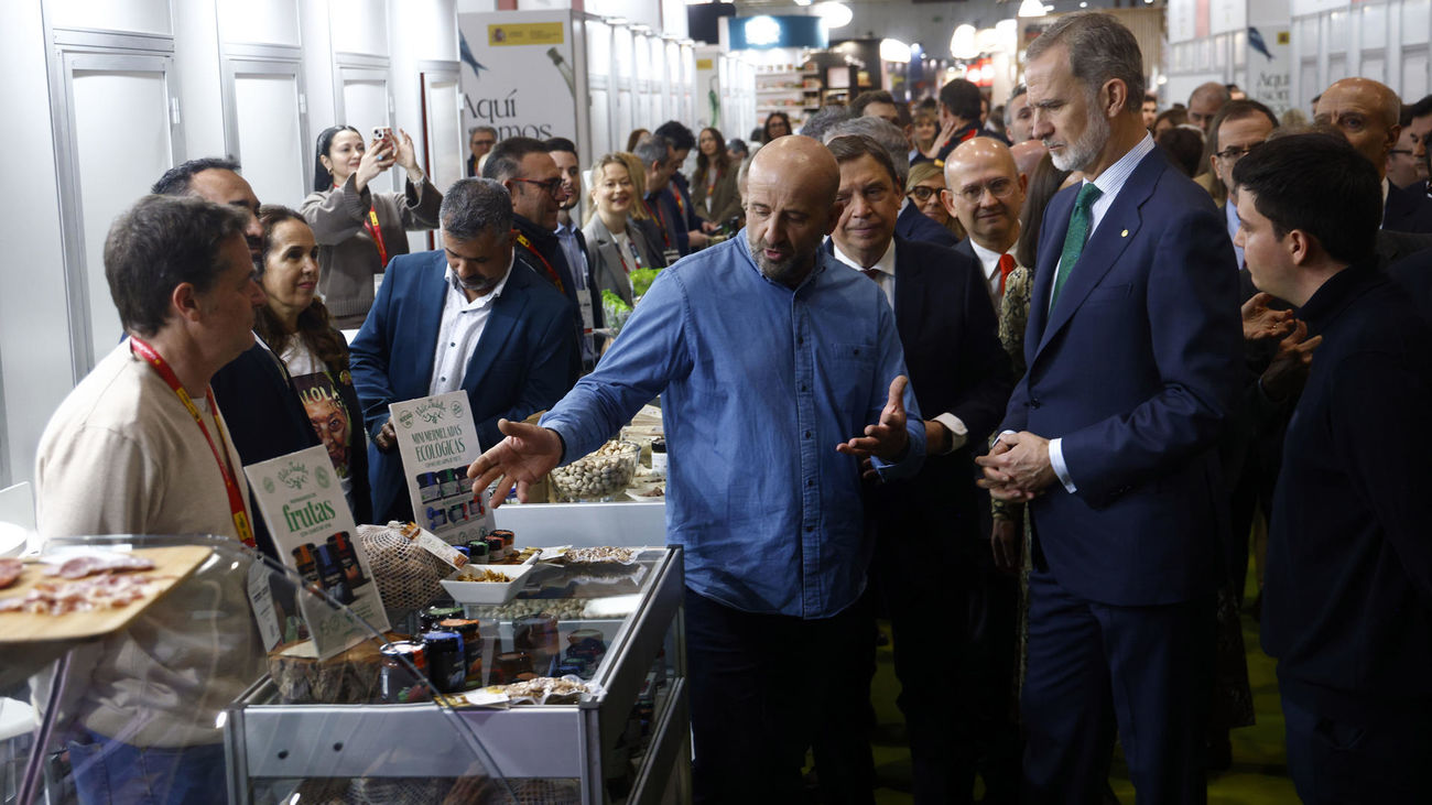 El rey recorre en Barcelona la feria Alimentaria en su 50ª edición