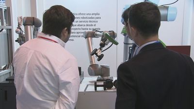 Los profesionales con conocimiento en IA pueden ganar hasta un 23% más: así se forman los expertos del futuro