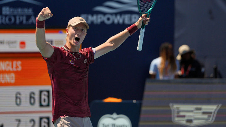 Landaluce, en cuartos de Miami tras remontar ante Korda, verdugo de Alcaraz