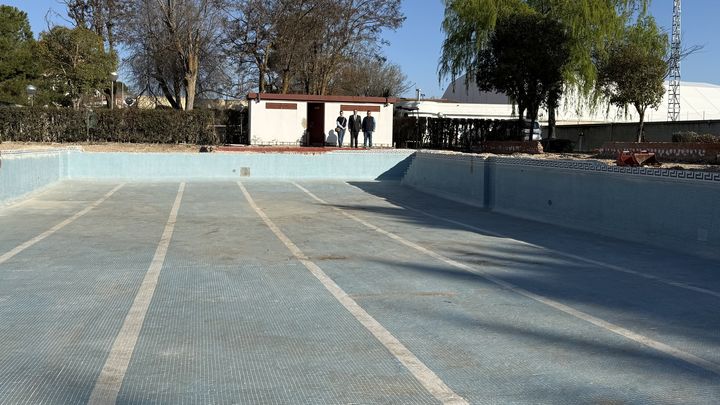 La Comunidad rehabilitará  las piscinas del polideportivo de Belmonte de Tajo