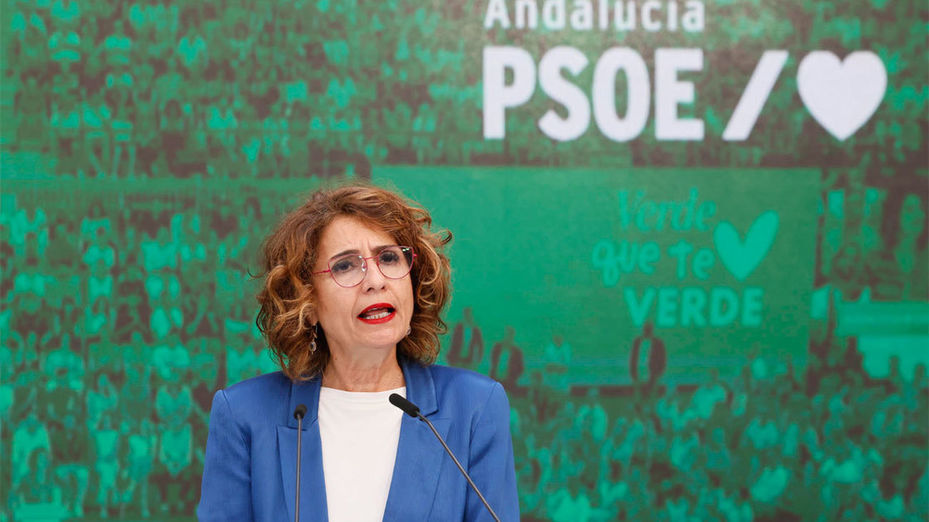 Montero dice que dimitirá de forma "inminente", "la mujer que más poder ha temido en la etapa democrática"