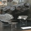 El Museo Geominero celebra su centenario entre meteoritos, mastodontes y el 'oro de los locos'