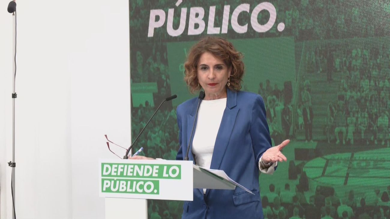 Moreno critica el "autoelogio" de Montero y se pregunta por qué no ha arreglado la financiación de Andalucía
