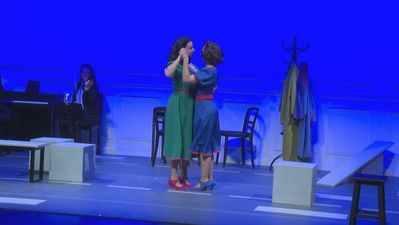 Malena Alterio y Carmen Ruiz estrenan 'La vida extraordinaria' en Teatros del Canal