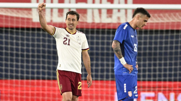 3-0. España golea a Serbia y avanza con paso firme hacia el Mundial