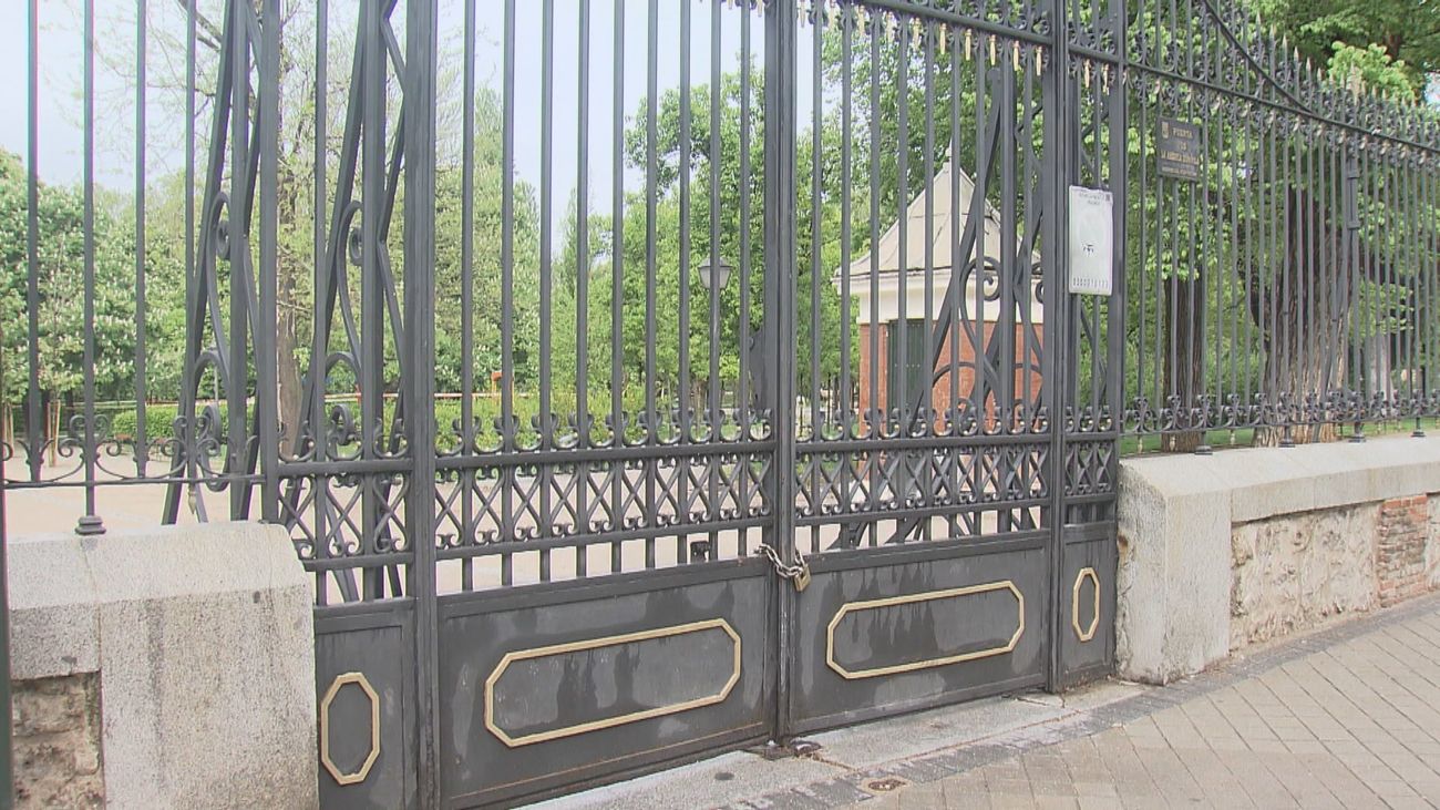 El Retiro y otros ocho parques de Madrid, cerrados este domingo por fuertes rachas de viento