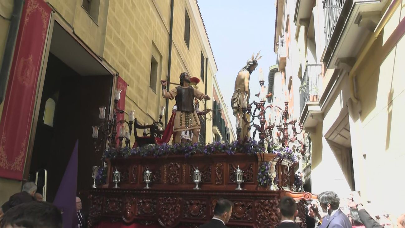 La Procesión del Silencio sale de la Iglesia del Santísimo Cristo de la Fe