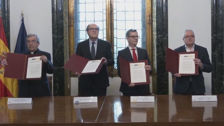 El Gobierno y la Iglesia firman un protocolo para indemnizar a las víctimas de abusos sexuales prescritos