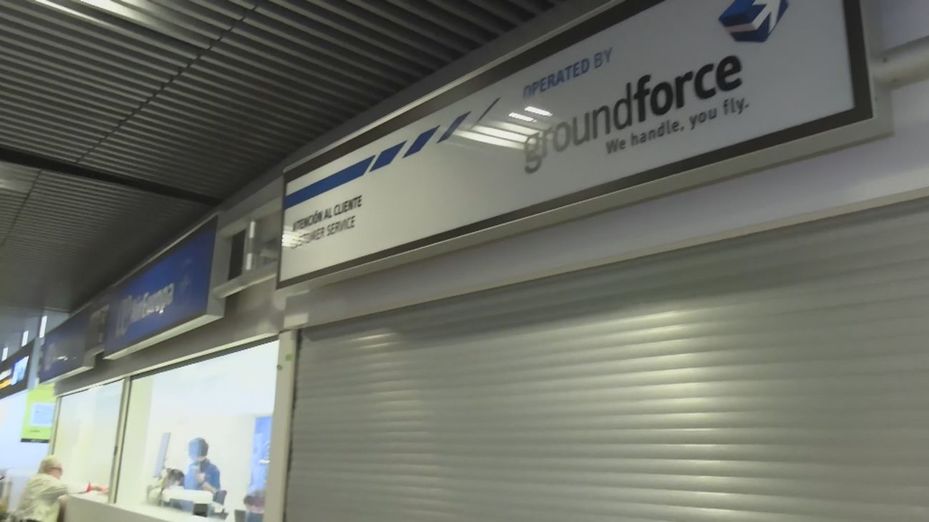 El primer día de la huelga del personal de tierra de Groundforce deja sin equipajes a seis aviones en Madrid