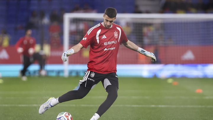 España se queda sin premio ante Egipto en el debut de Joan García en Cornellá