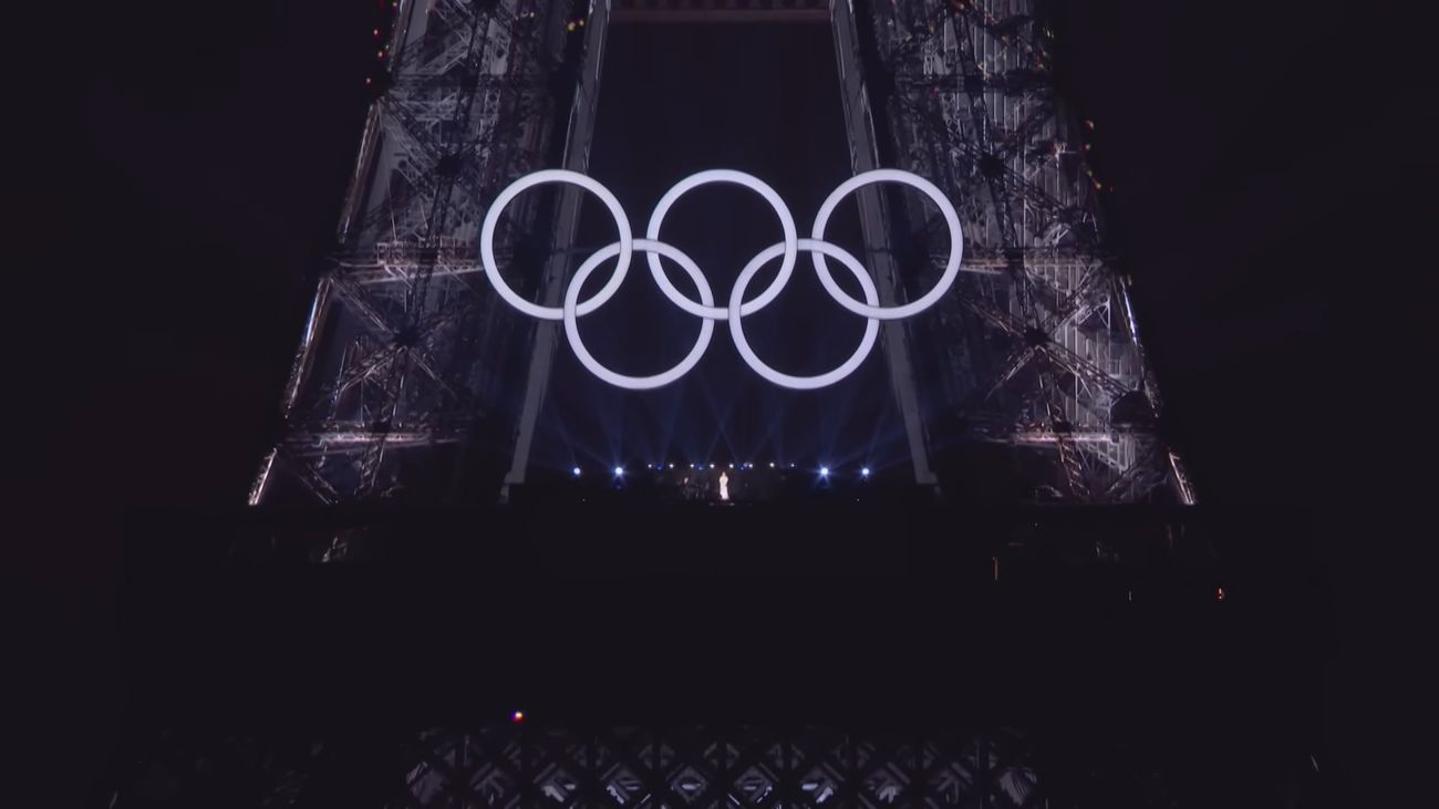 Céline Dion regresa a los escenarios con 10 conciertos en París en septiembre y octubre