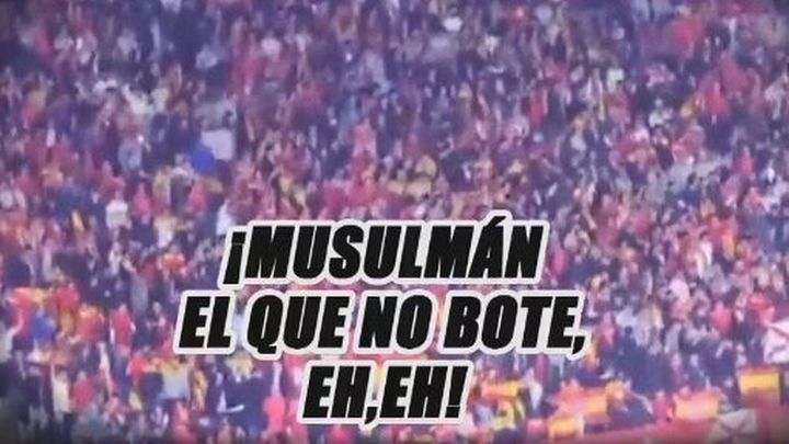 Los vergonzosos pitidos xenófobos de un grupo de aficionados en el amistoso España- Egipto en Cornellá