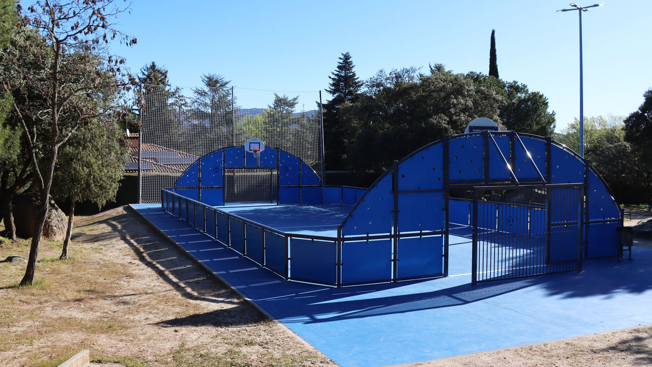 Pista deportiva en La Navata, Galapagar