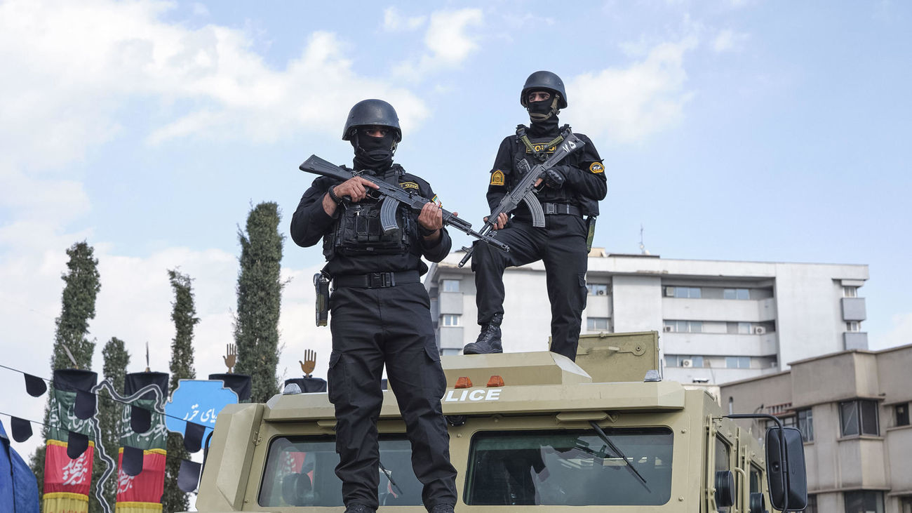 Soldados del Ejército iraní