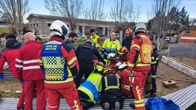 Herido grave un hombre de 67 años en Colmenar Viejo con una pierna atrapada en una mula mecánica