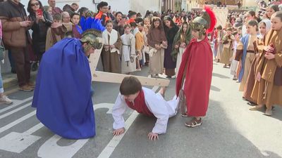 Los niños de Morata de Tajuña representan una 'mini' Pasión Viviente