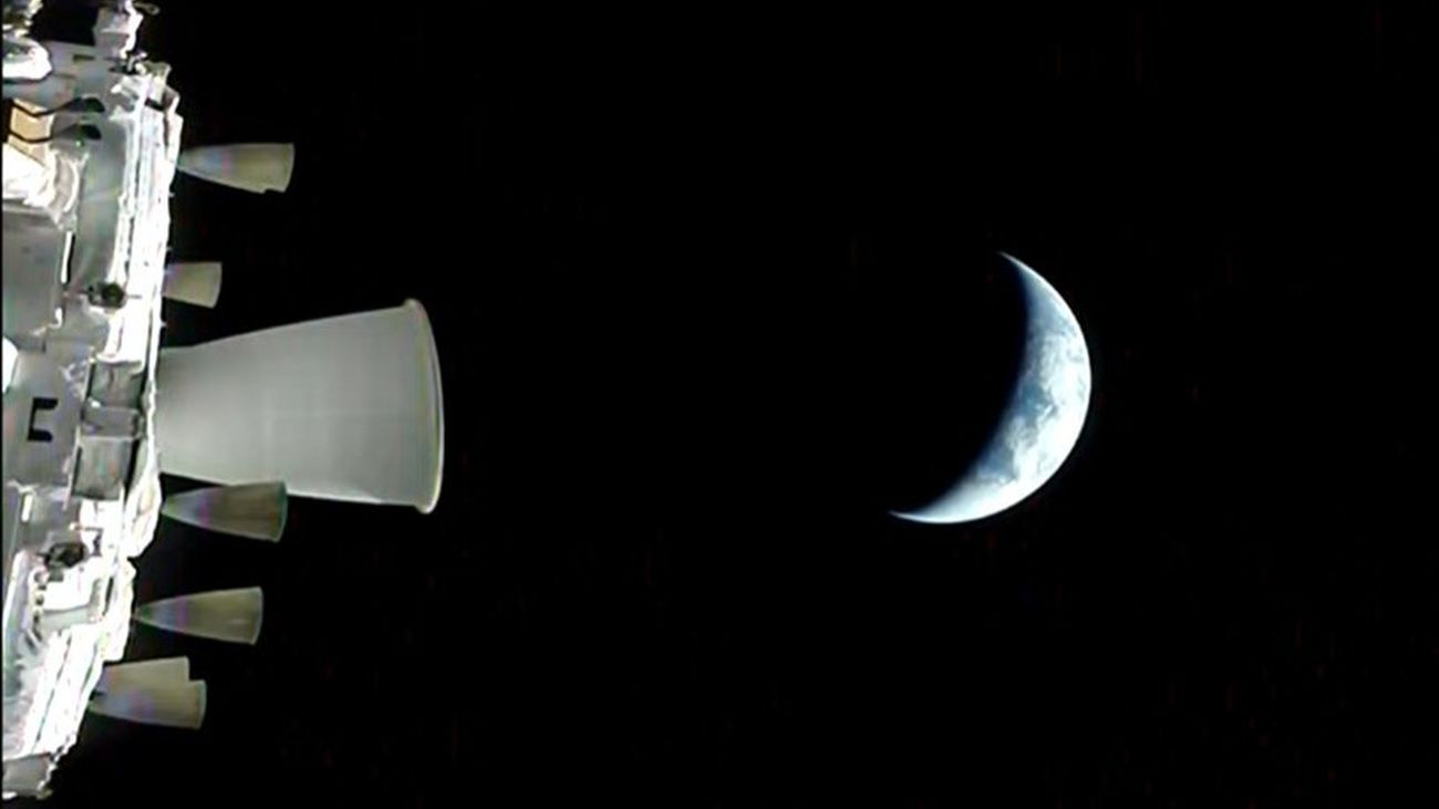 Artemis II abandona la órbita terrestre e inicia su camino a la Luna