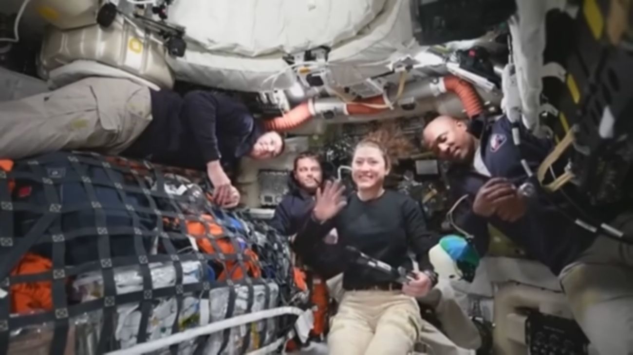 La misión Artemis II abandona la órbita terrestre y se dirige a la Luna