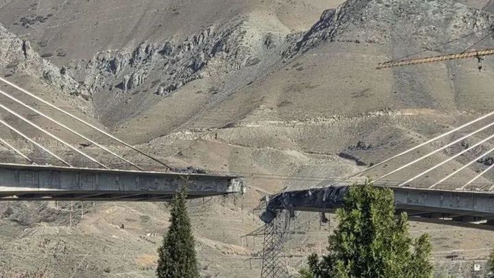 Al menos 8 muertos y 95 heridos tras atacar EE.UU el mayor puente de Irán