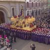 El Cristo de Medinaceli recorre Madrid en una multitudinaria procesión del Viernes Santo