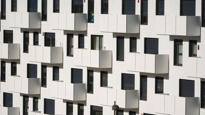 La Comunidad de Madrid mejorará los recubrimientos de edificios para reducir el riesgo de incendios