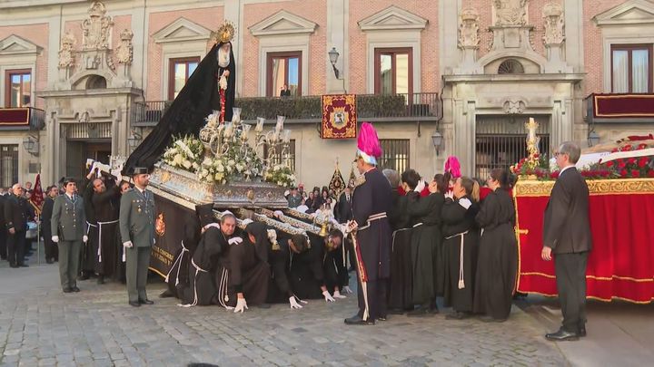 Madrid despide su Semana Santa con la procesión de la Soledad y el Cristo Yacente