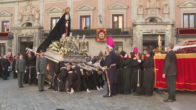 Madrid despide su Semana Santa con la procesión de la Soledad y el Cristo Yacente