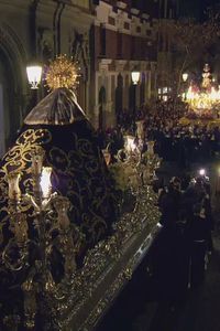 El Cristo de Medinaceli y la Virgen de los Dolores protagonizan un emotivo encuentro en su regreso a la basílica