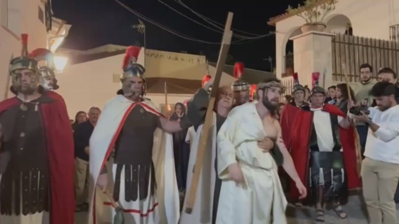 Más de 150 vecinos representaron la Pasión Viviente de Orusco