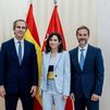 Ayuso durante una reunión con el consejero delegado de ING España y Portugal, Alfonso Tolcheff