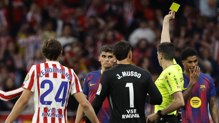 El CTA contradice al VAR y alega que no debió cambiar la tarjeta roja a Gerard Martín