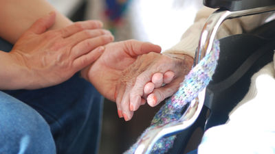 La Comunidad verificará la expulsión de una anciana de una residencia privada de Madrid