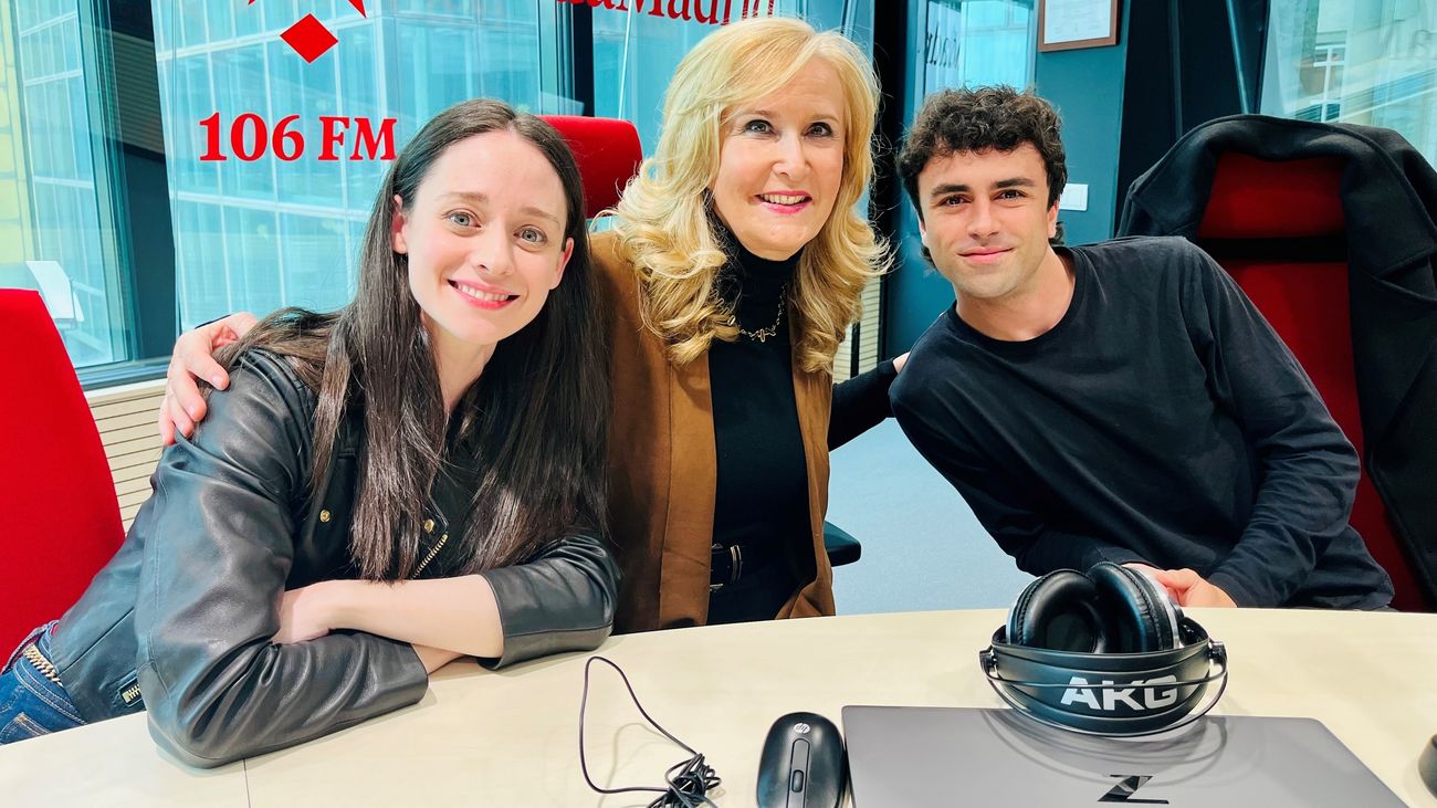 Elena Rivera e Itzan Escamilla con Nieves Herrero en Onda Madrid