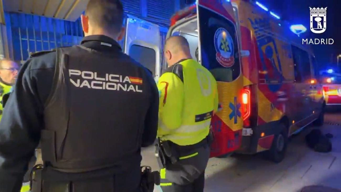 Imagen del apuñalamiento de un hombre en Año Nuevo en Villaverde